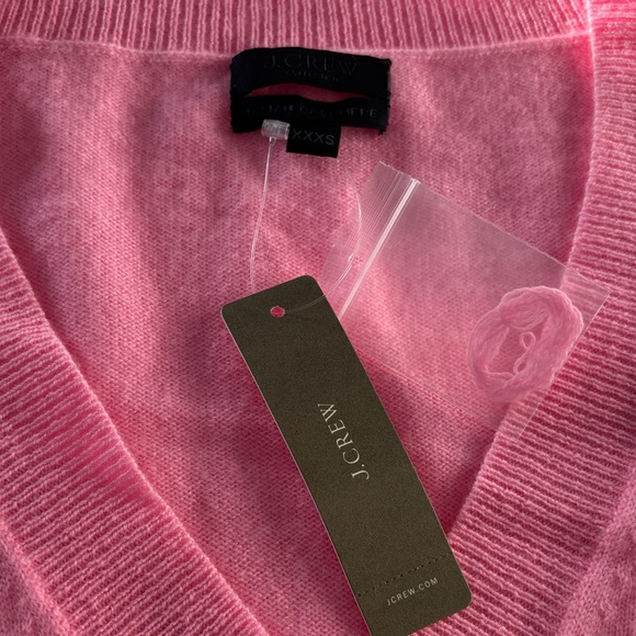 J. Crew Collection Italian Cashmere V Neck Sweater in Vibrant Pink XXXS - Picture 1 of 5